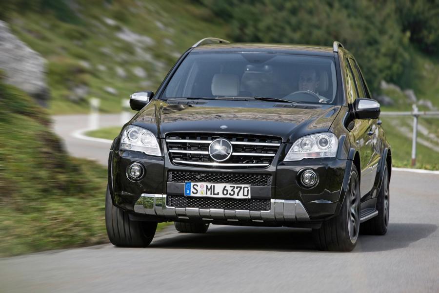  Mercedes-Benz ML63 AMG Performance Studio 2009 года  (фото 16 из 37)